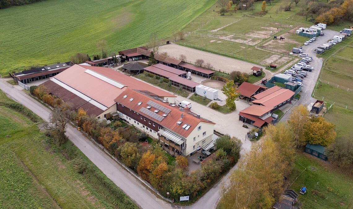 Pferdeklinik erteilt Maulbronn eine Absage Die Pferdeklinik Salzhofen an ihrem bisherigen Standort. Eine Neuentwicklung in Maulbronn galt als sicher, doch nun hat sich die Sachlage geändert. Foto: Fotomoment