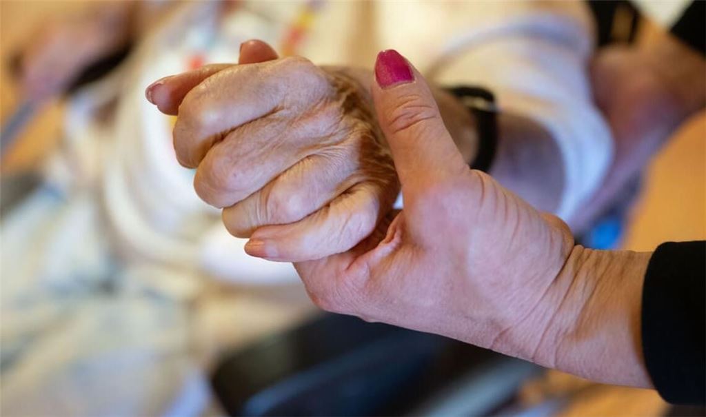 Die Pflegereform soll bereits zum 01. Januar 2027 in Kraft treten.