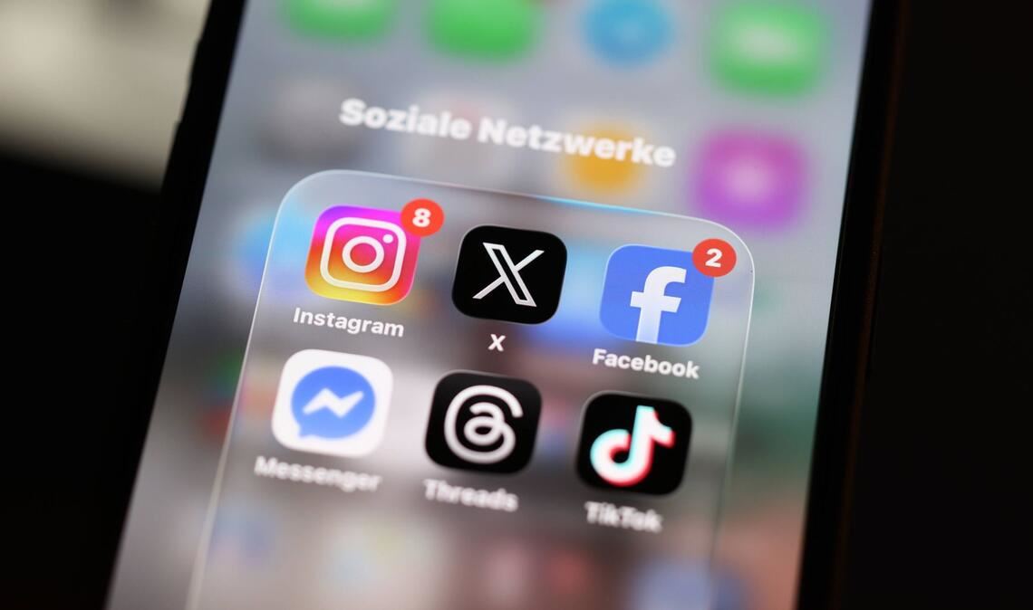 Die Plattformen Instagram und Facebook sind von der Störung betroffen (Symbolbild).