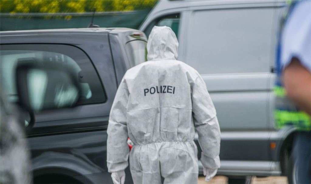 Die Polizei ermittelt vor Ort.