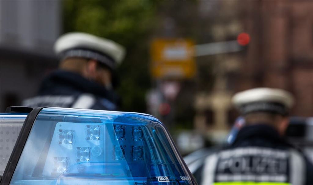 Die Polizei kam dem Mann durch seine Beiträge auf Social Media auf die Spur. (Symbolfoto)