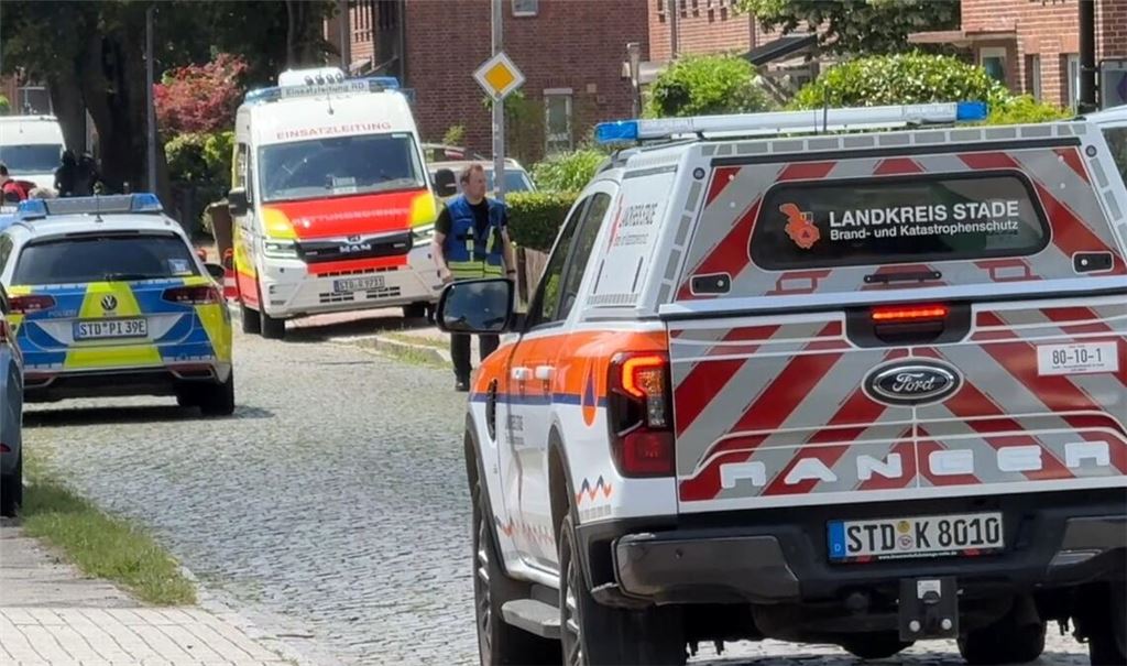 Die Polizei nahm zwei Menschen fest.