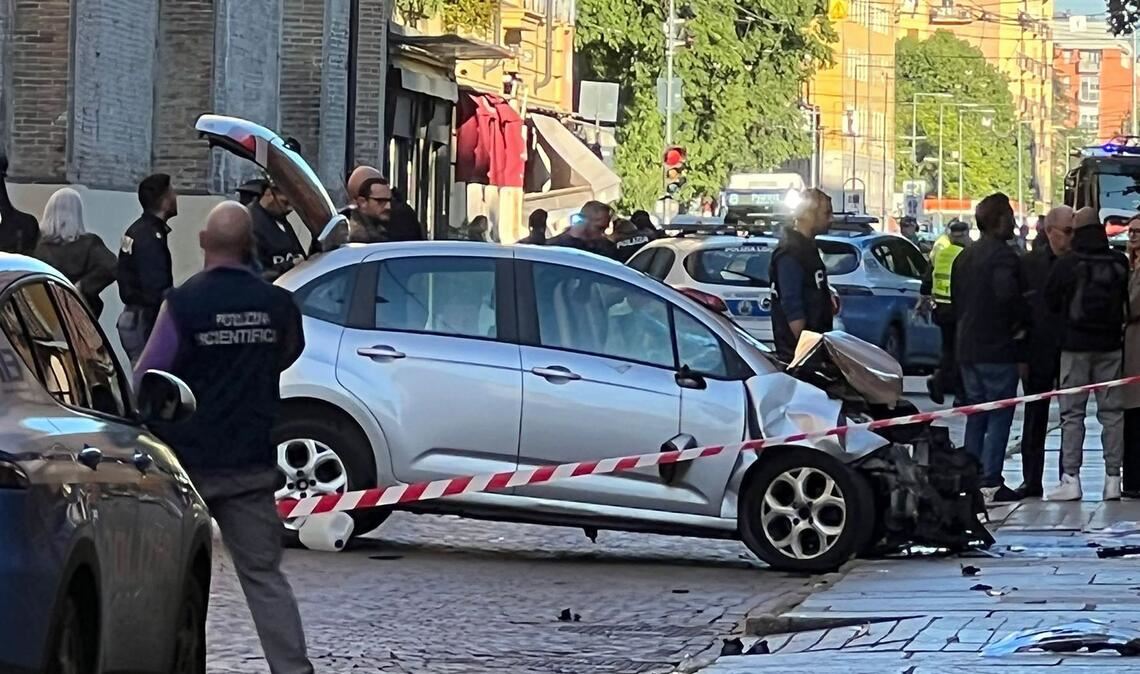 Die Polizei sperrte den Tatort ab.