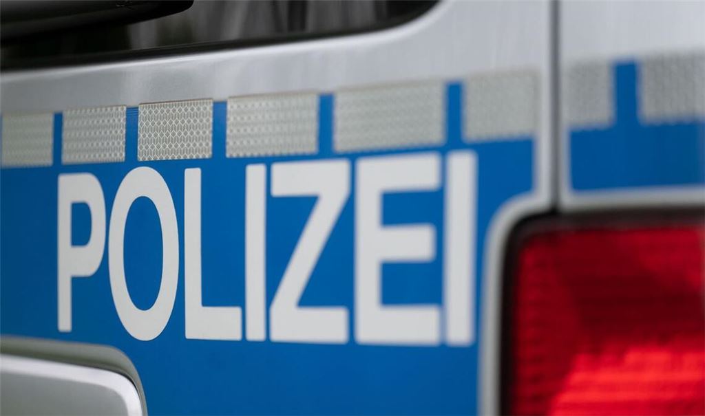 Die Polizei war zur Unfallaufnahme vor Ort (Symbolbild).