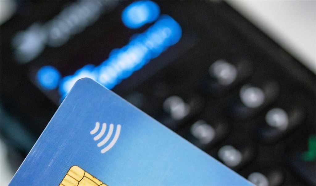 Die Polizei warnt vor Betrügern (Symbolbild).