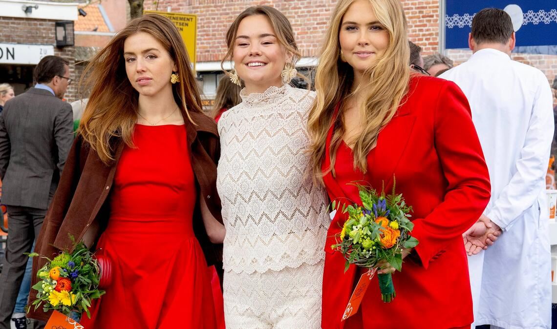Die Prinzessinnen Alexia, Ariane und Kronprinzessin Amalia waren beim Königstag, anlässlich des Geburtstags ihres Vaters, ebenfalls dabei.