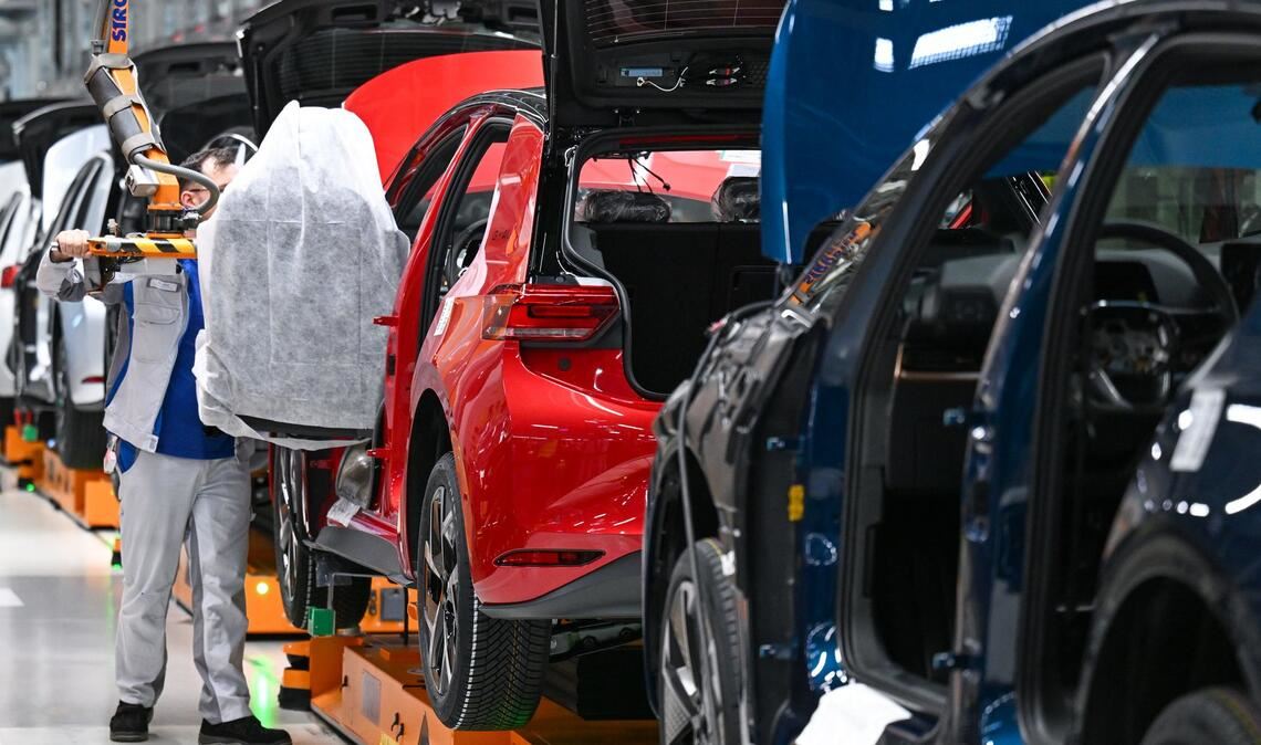 Die Produktion bei VW läuft auch nächste Woche weiter. (Archivbild)