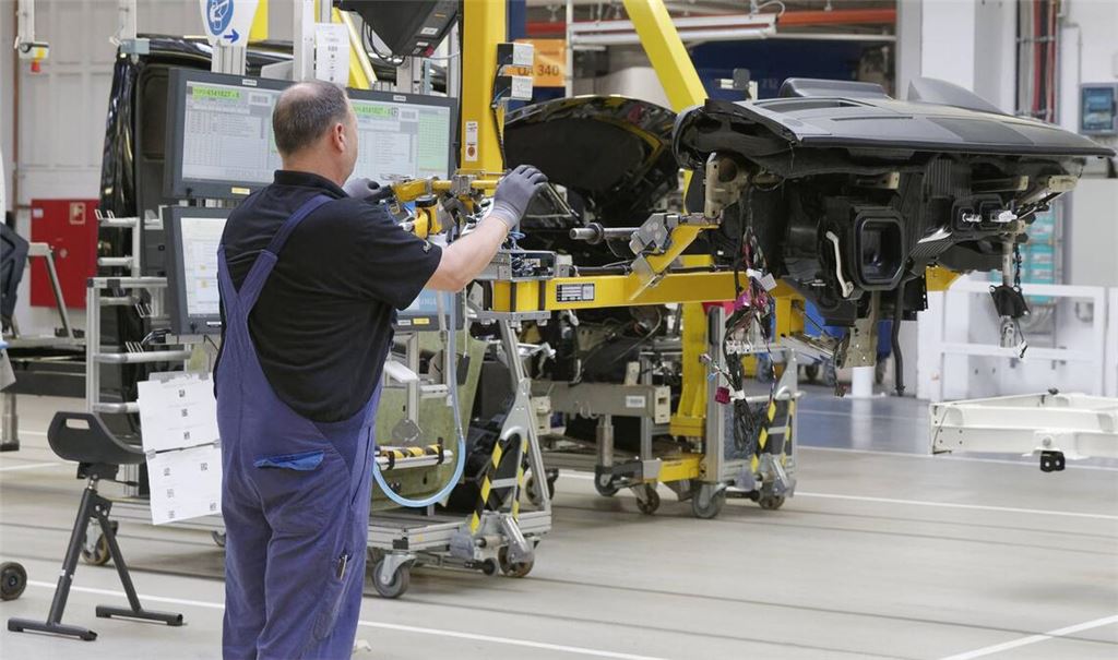 Die Produktion ist laut Mercedes kurzfristig abgesichert (Archivbild).