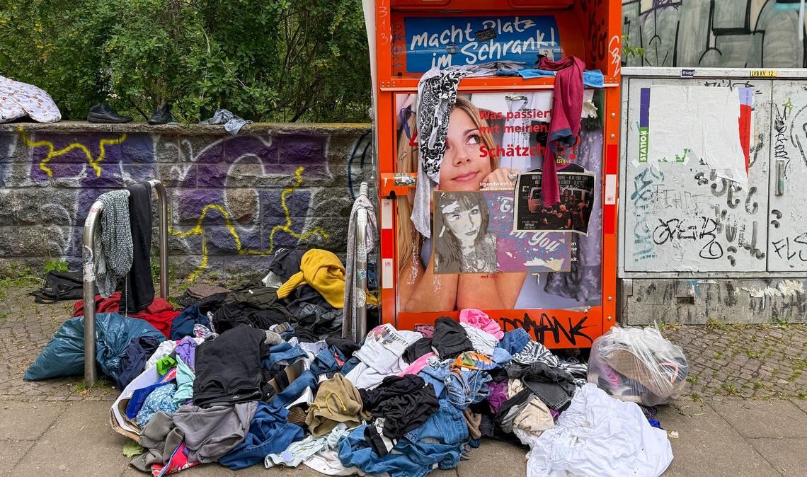 Die Qualität der Abgaben in Kleidercontainern sinkt. (Archivbild)