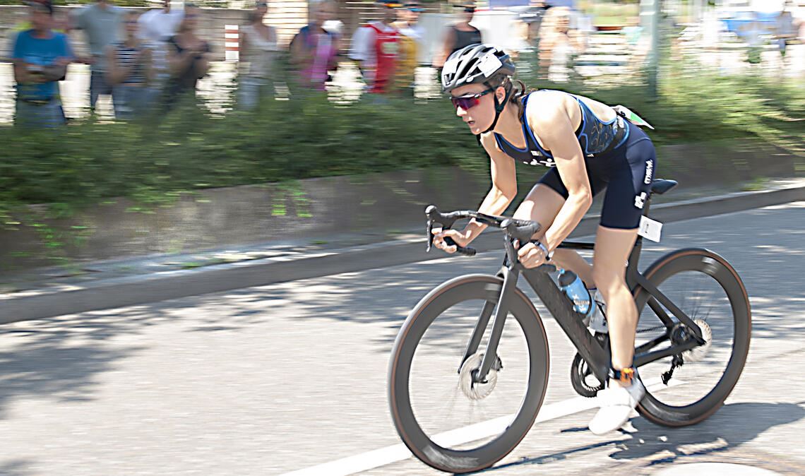 Zähes Ringen um den Mühlacker Triathlon Die Radstrecke ist seit langem ein Kritikpunkt am Mühlacker Triathlon. Ziel ist es, eine neue Streckenführung zu finden, um noch attraktiver zu werden. Foto: Archiv