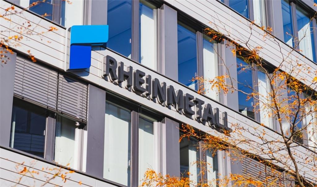 Die Rheinmetall-Aktie fällt trotz starker Geschäftszahlen und einer hohen Dividende. Erfahren Sie, warum die Märkte skeptisch reagieren und welche Faktoren den Kurs belasten.