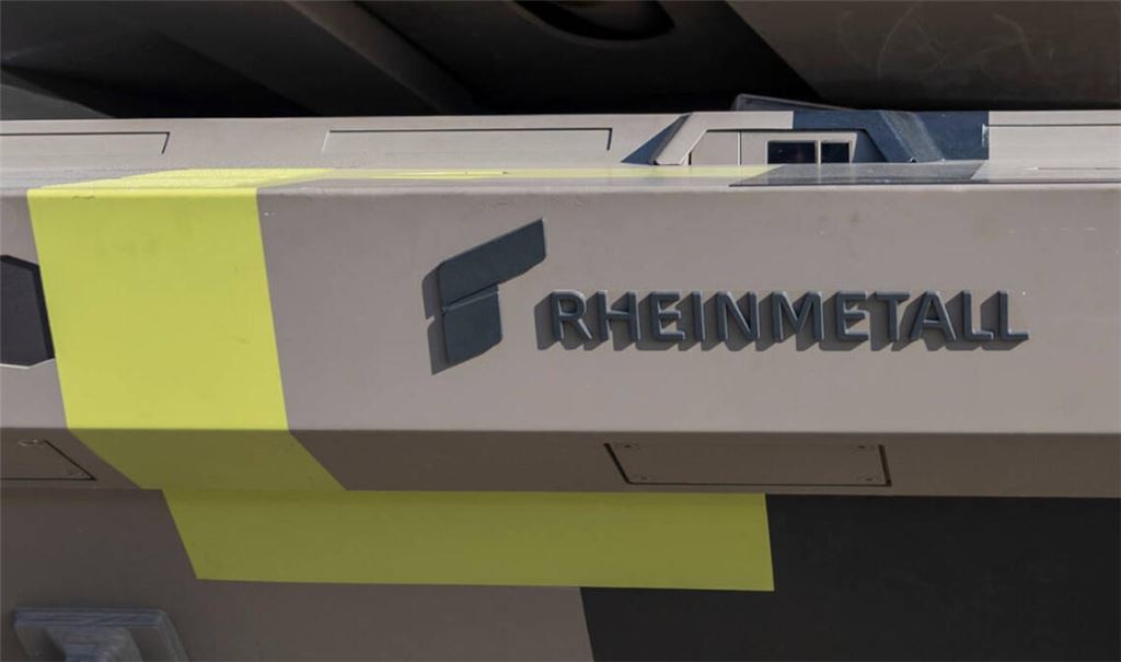 Die Rheinmetall-Aktie fiel zum Donnerstag um 8 Prozent. Erfahren Sie, welche Faktoren den Kursrückgang ausgelöst haben und wie Analysten die Aktie bewerten.
