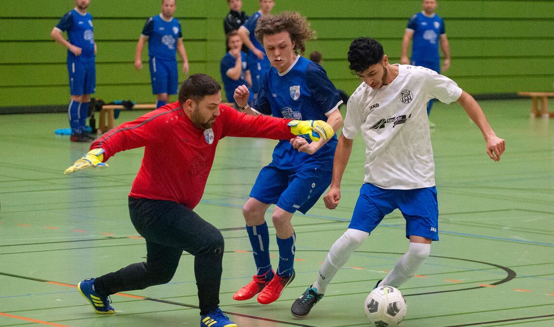 Die SG Roßwag Mühlhausen gewinnt das erste Spiel als Ausrichter gegen die FVgg 0...