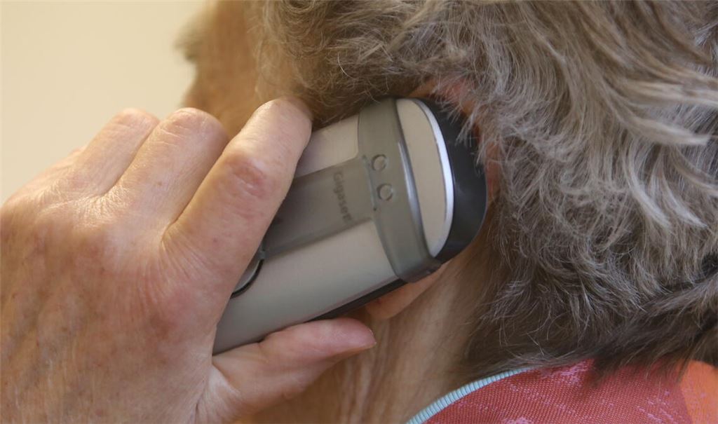 Die Serie von Betrügereien am Telefon reißt nicht ab - und immer wieder sind die Täter erfolgreich. Erwischt werden oft nur die Abholer der Beute. Symbolfoto: Archiv