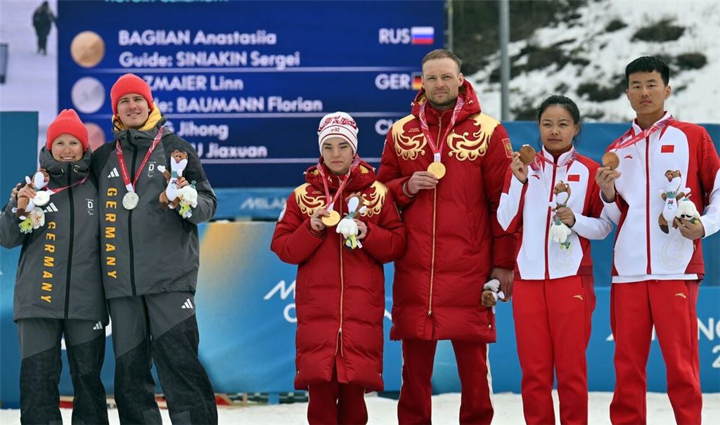 Die Siegerehrung mit Deutschland, Russland und China.