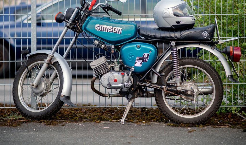 Die Simson S51 wird bei Liebhabern hoch gehandelt. (Archivbild)