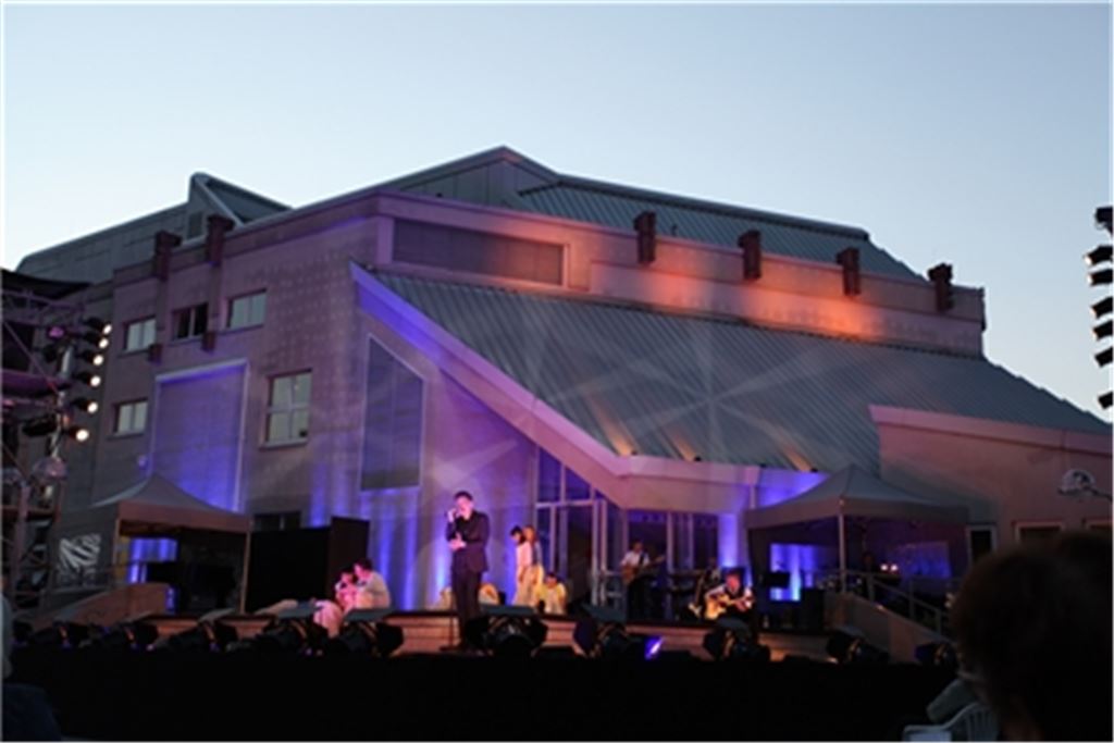 Die Songshow bei einer Aufführung im Sommer.