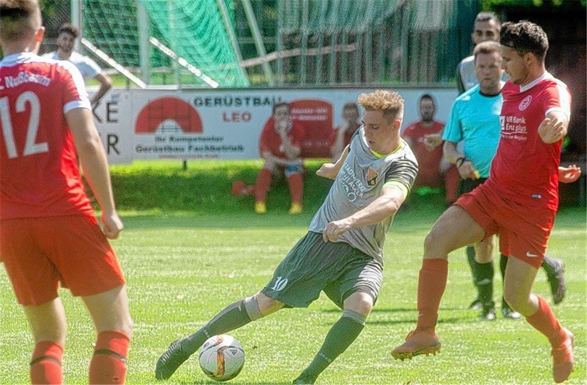 Ein Trio bleibt im Rennen
