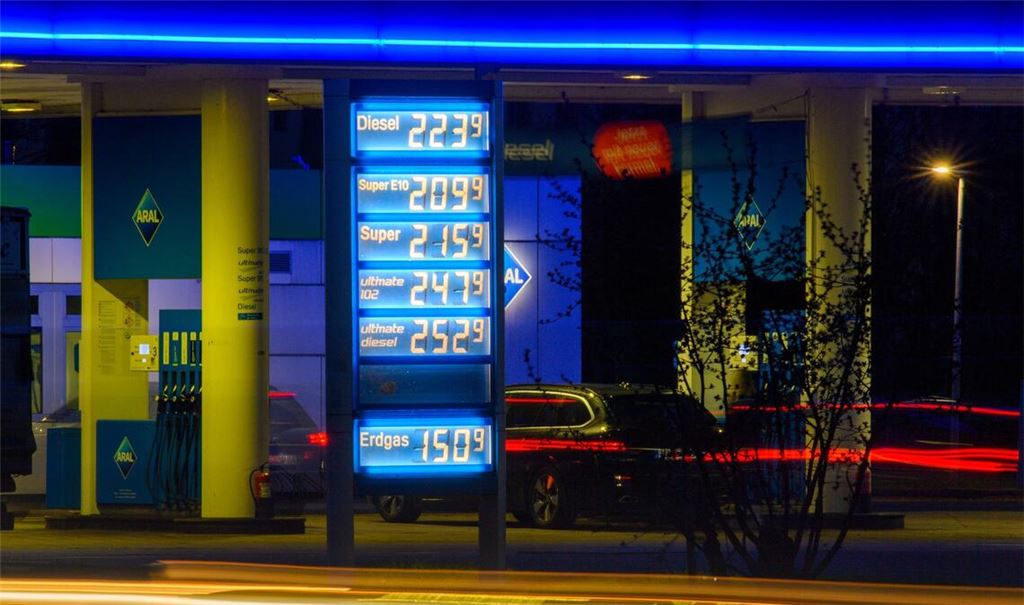 Die Spritpreise geben seit einigen Tagen nach. (Archivbild)
