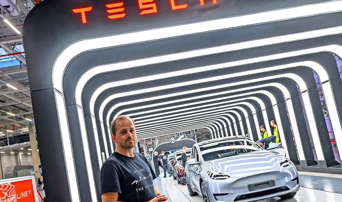 Die Staatsanwaltschaft ermittelt  gegen den Werksleiter des US-Elektroautobauers Tesla in Grünheide bei Berlin, André Thierig (Archivfoto).