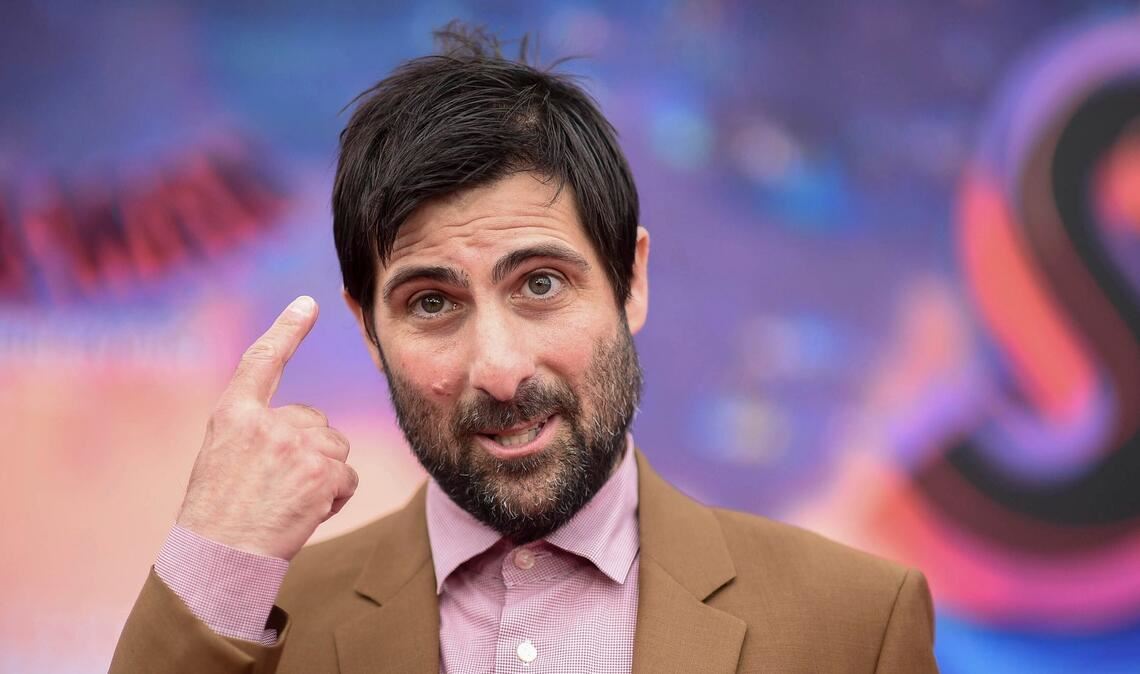 Die Stimme von Jason Schwartzman, US-Schauspieler und Musiker, soll in der englischsprachigen Version des Films zu hören sein.