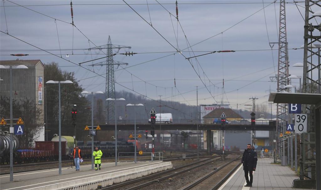 Die Störung am Mühlacker Bahnhof wurde am Mittwochmorgen behoben. Foto: Schüller