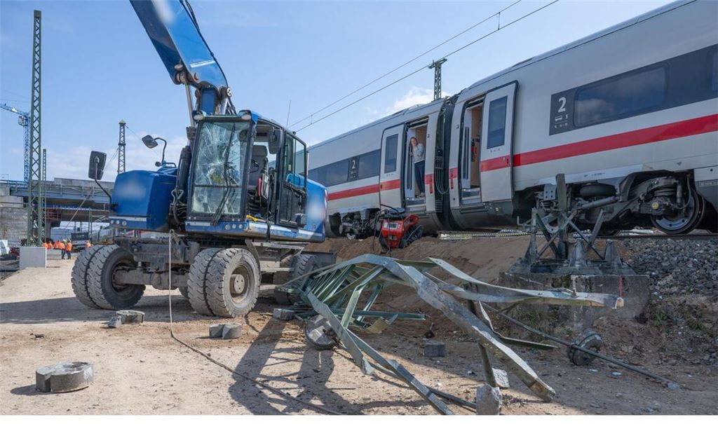 Die Strecke ist weiterhin gesperrt.