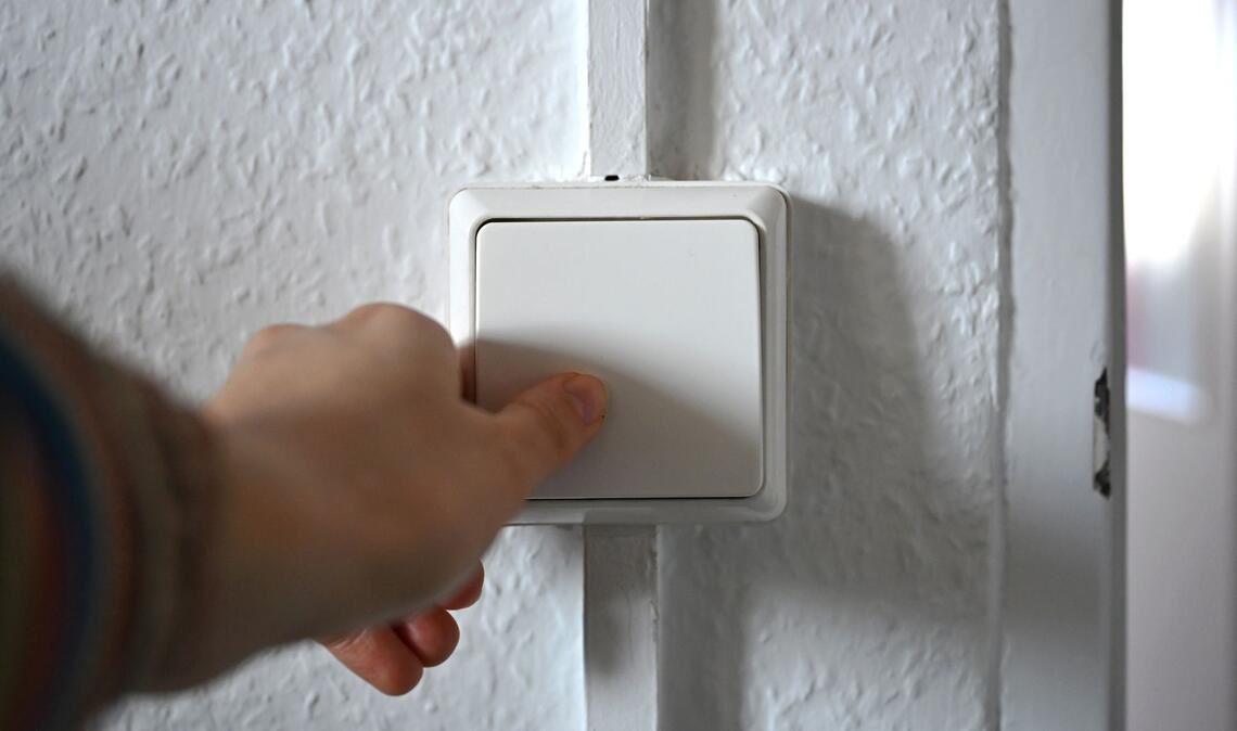 Die Stromrechnung von Haushalten soll niedriger werden. (Symbolbild)