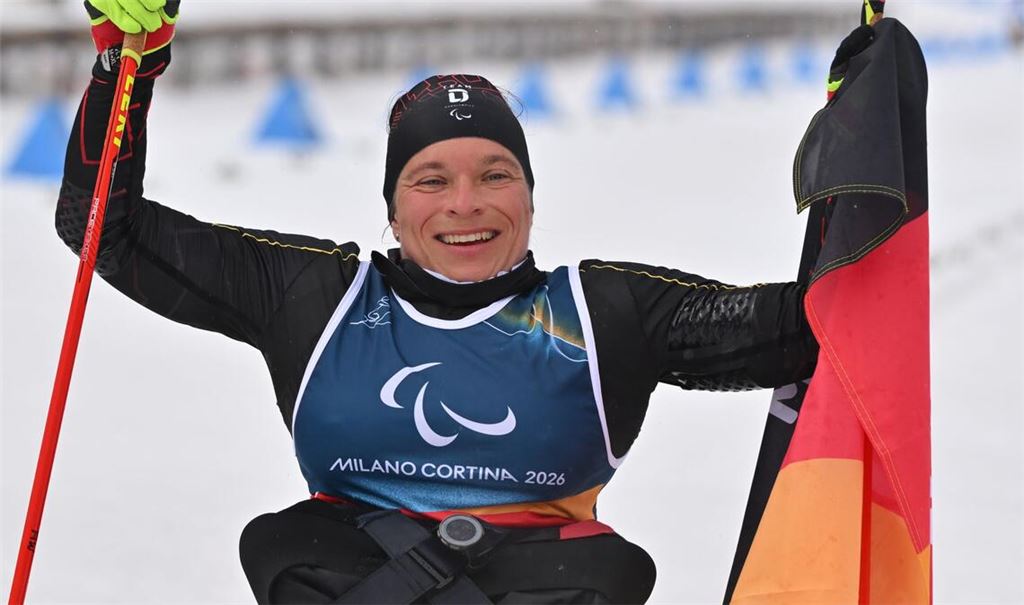 Die Stuttgarterin Anja Wicker holt Silber im Langlauf bei den Paralympics.
