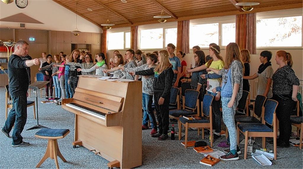 Letztes Feilen am Programm