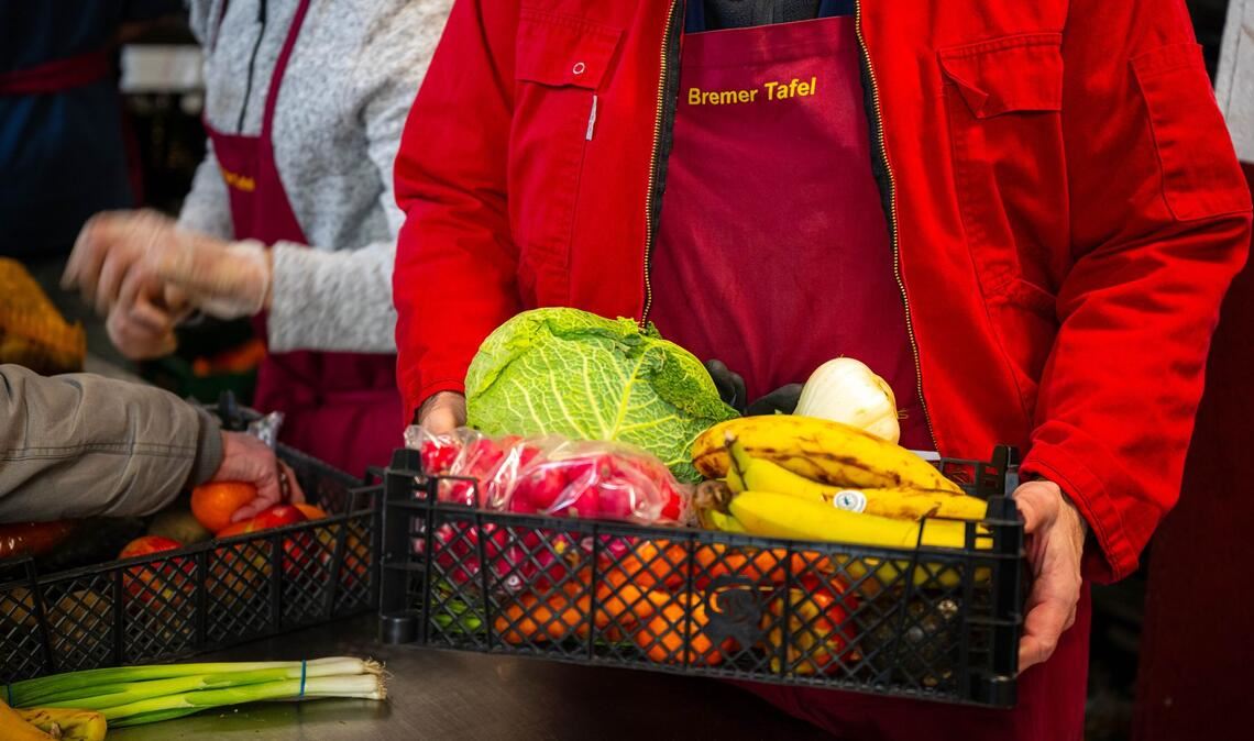 Die Tafeln in Deutschland versorgen Hunderttausende mit sehr wenig Geld. (Symbolbild)