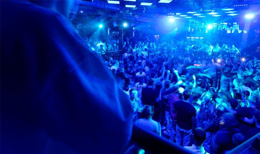 Die Tanzflächen im Club "Bootshaus" sind sehr beliebt.