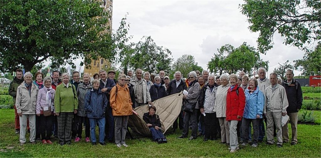 Die Teilnehmer der Tagesfahrt des Mühlacker Tagblatt zur Gartenschau sammeln in Schwäbisch Gmünd Eindrücke – und vielleicht auch weitere Ideen für das Grünprojekt, das 2015 an der Enz stattfindet.