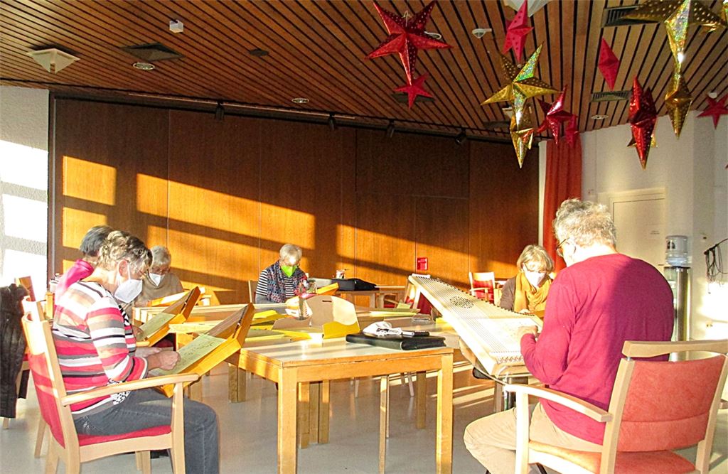 Die Teilnehmerinnen sind mit Freude und Erfolg bei der Sache.Foto: Wetzel