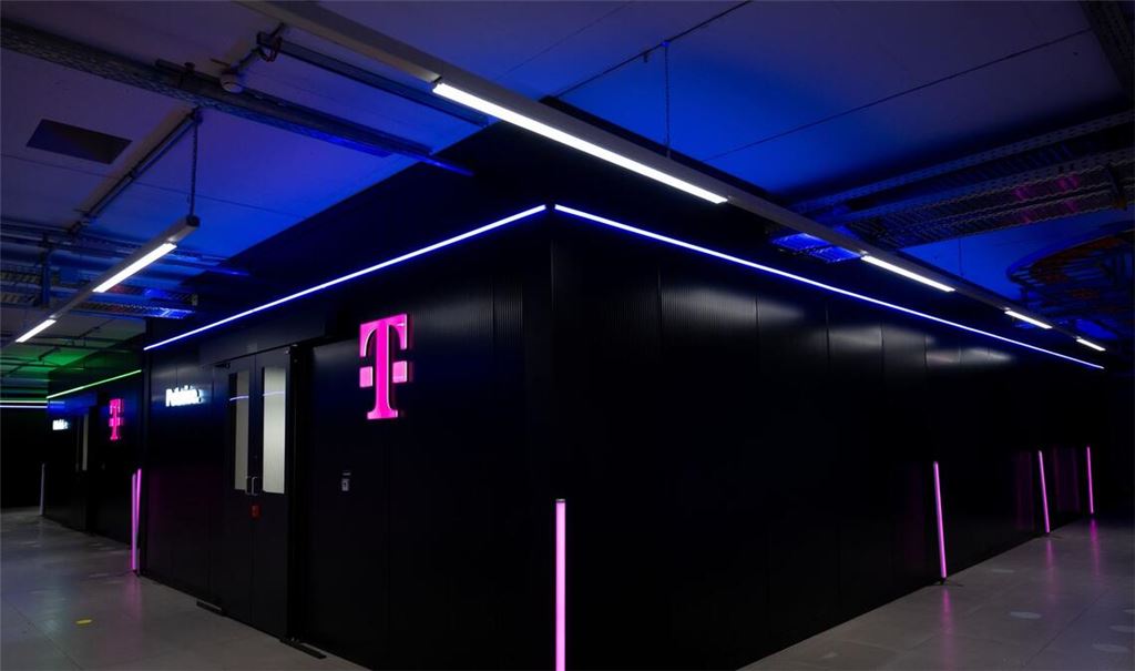 Die Telekom hat ihre KI-Fabrik in München in Betrieb genommen.