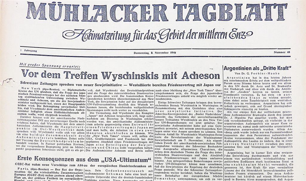 Die Titelseite des Mühlacker Tagblatt vom 3. November zeigt, was sich weltpolitisch und in Deutschland bewegt. Noch sind die neu geschaffenen Strukturen für viele ungewohnt, und in mancherlei Hinsicht ist zu diesem Zeitpunkt unklar, wohin die Reise gehen wird. Fotos: Becker