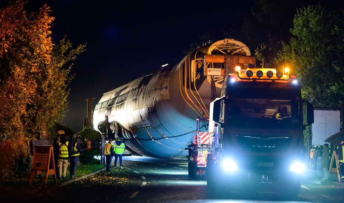 Die Transportstrecke führte auf einer Länge von rund 1,8 Kilometern durch das Landschaftsschutzgebiet.