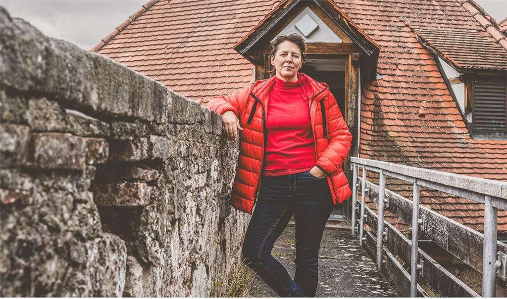 Die Tübinger Archäologin Natascha Mehler ist die Leiterin des ersten deutschen Burgenforschungszentrums.