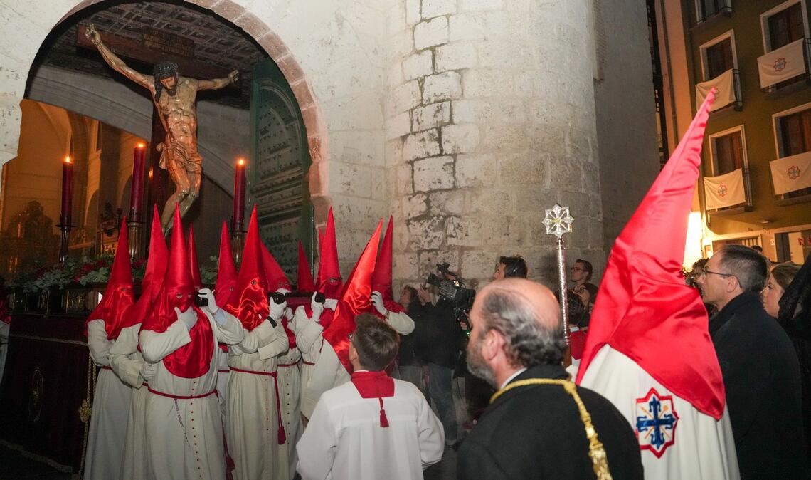 Die Umzüge muten für viele mysteriös an, können sogar für eine Gänsehaut sorgen, was auch ihren Reiz ausmacht.