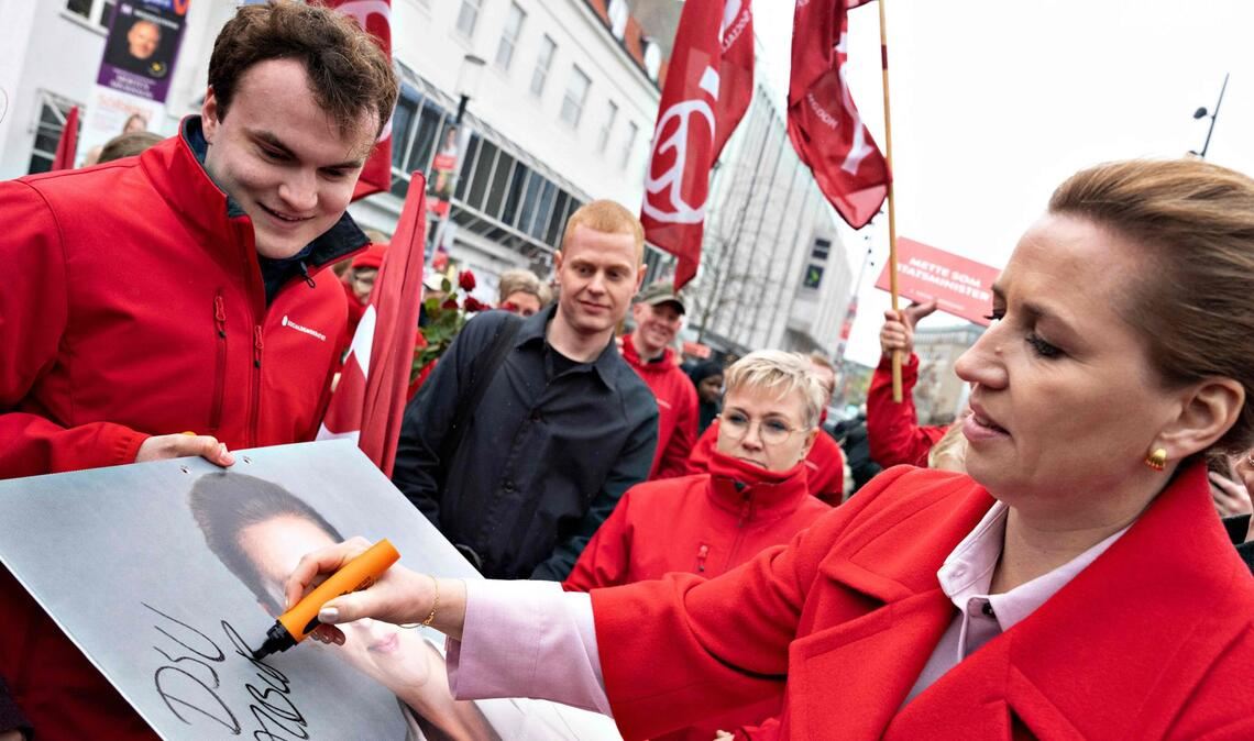 Die Unterstützung für Mette Frederiksen und ihre Partei schwindet.