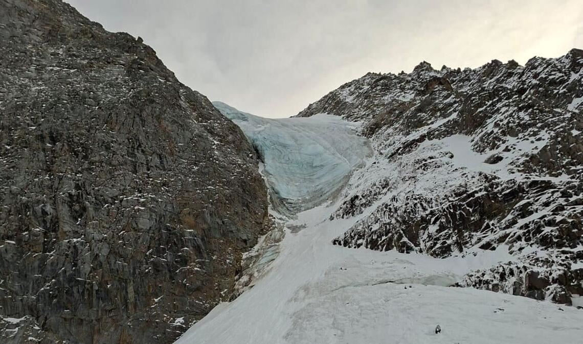 Die Urlauber wurden beim Aufstieg zur mehr als 3.500 Meter hohen Vertainspitze von der Schneelawine erfasst.