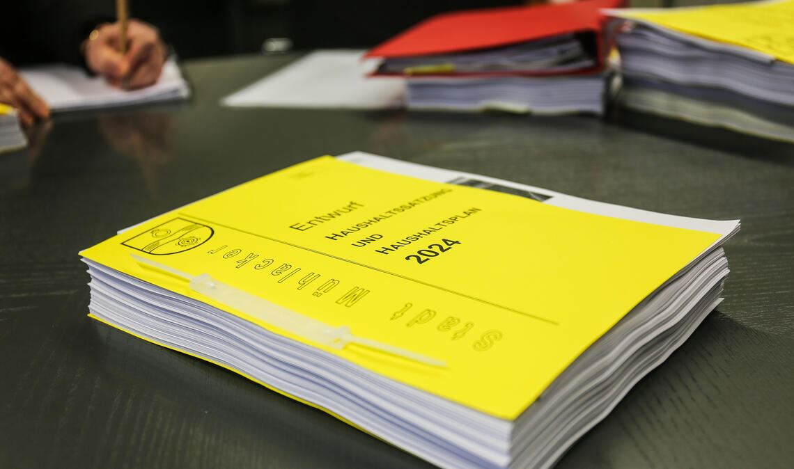 Etat 2026 soll noch dieses Jahr vom Tisch Die Verwaltung plant, den Haushalt für 2026 Jahr im November in den Gemeinderat einzubringen und im Dezember 2025 zu verabschieden. Symbolfoto: Archiv/Eier