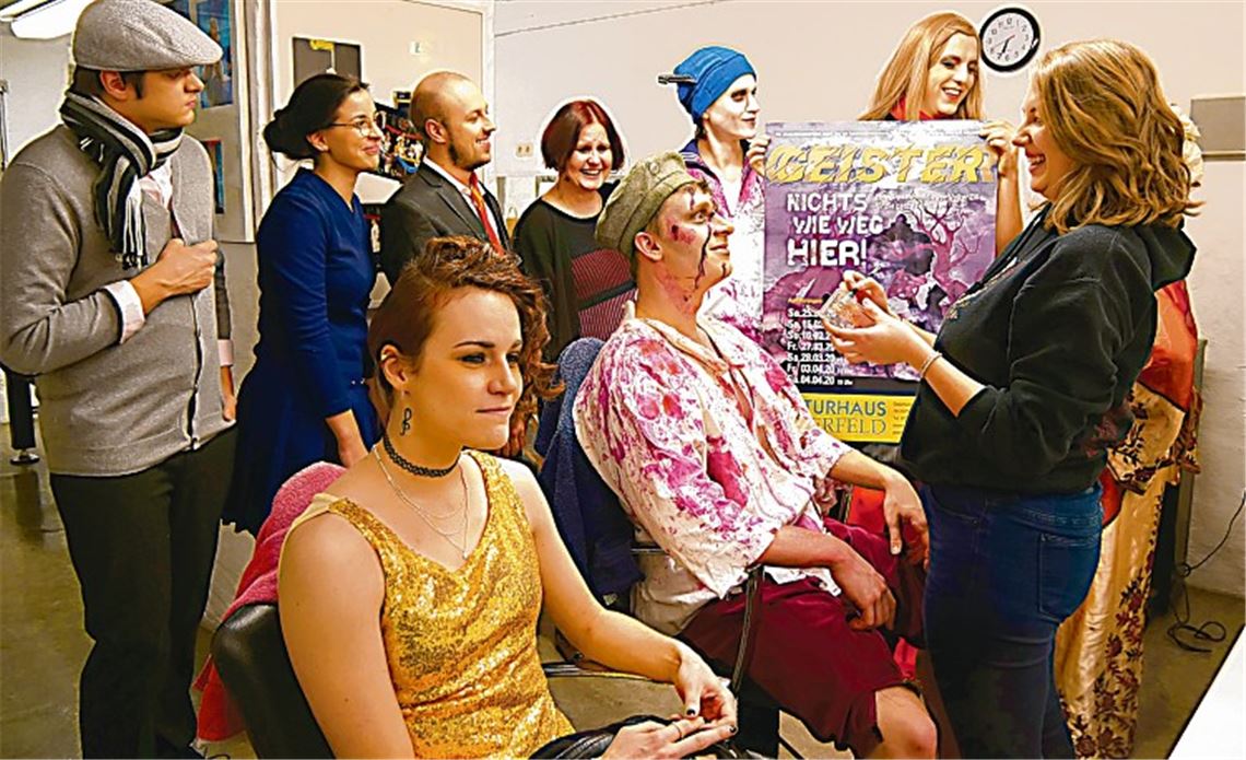 Die Vorfreude auf „Geister – Nichts wie weg hier“, die erste abendfüllende Produktion der Jugendtheatergruppe „paradiXon“, ist bei Regisseurin und Darstellern groß.Friedrich