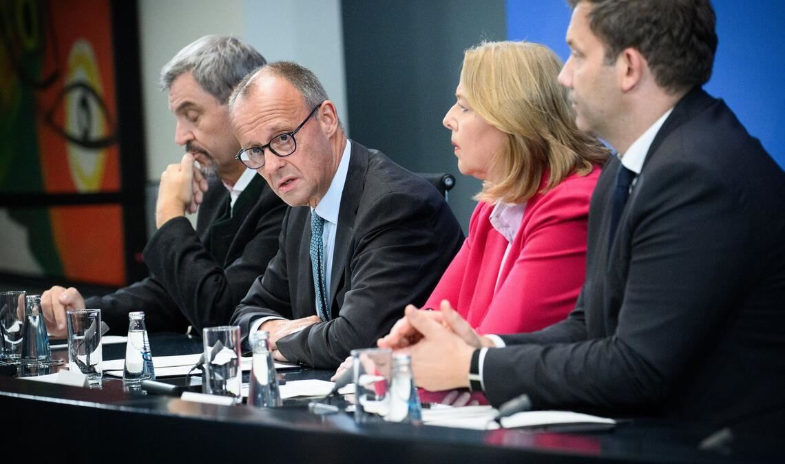 Die Vorsitzenden der Regierungsparteien versprechen konstruktives Miteinander.