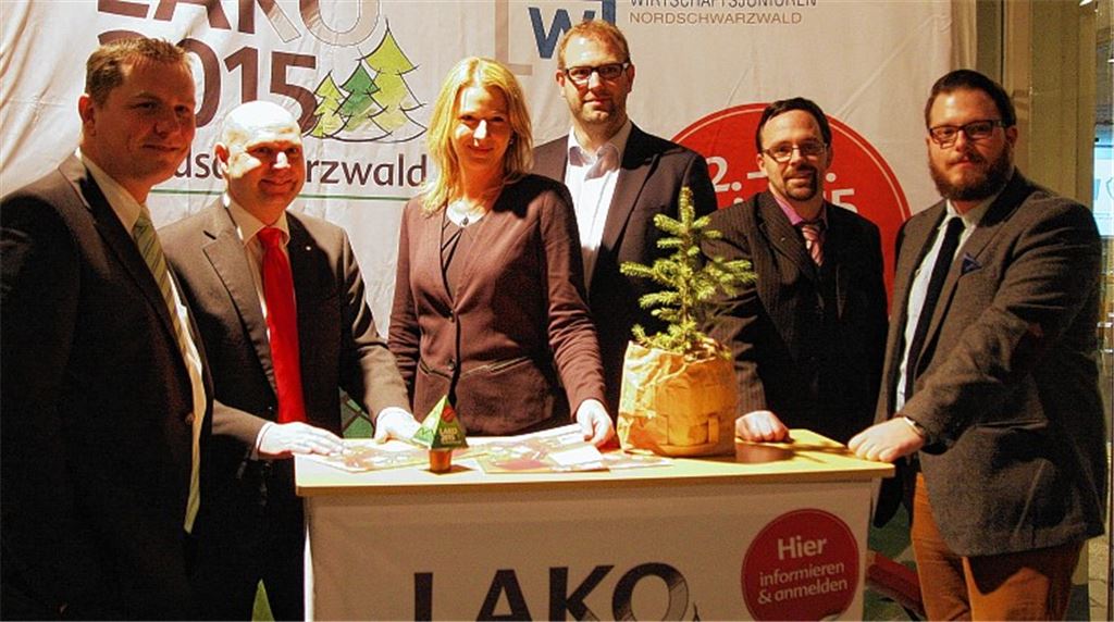 Die Vorstandsmitglieder (v.li.) Matthias Schönfuß, Jörg Walter, Sprecherin Lydia Schüle, Holger Zimmermann, Sascha Dick und Christian Sattel.