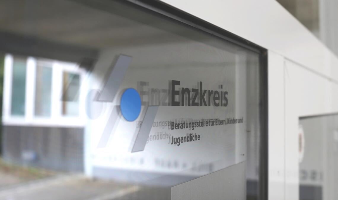 Die Wartezeit für ein Erstgespräch beträgt mindestens zwei Wochen: die Beratungsstelle für Eltern, Kinder und Jugendliche in der Mühlacker Industriestraße. Foto: Schüller