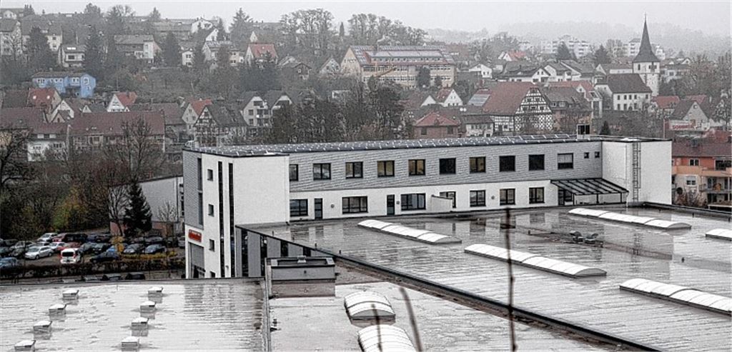 Die Weichen sind gestellt: Wie befürchtet, geht die Sanierung des insolventen Lomersheimer Unternehmens Elumatec nicht ohne Einschnitte beim Personal ab.