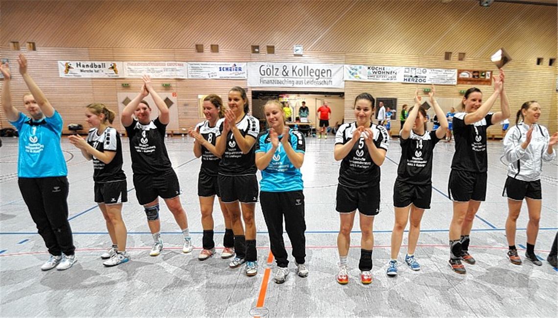 Die Wiensheimer Handballfrauen bedanken sich bei den Fans für eine grandiose Saison. Drei Spieltage vor Schluss steht der Titelgewinn bereits fest.