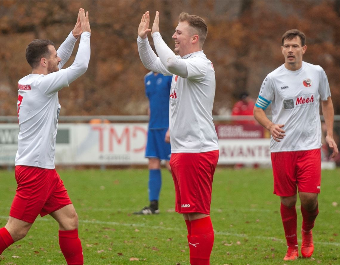 Die Wiernsheimer dürfen in Illingen fünfmal jubeln. Foto: Fotomoment