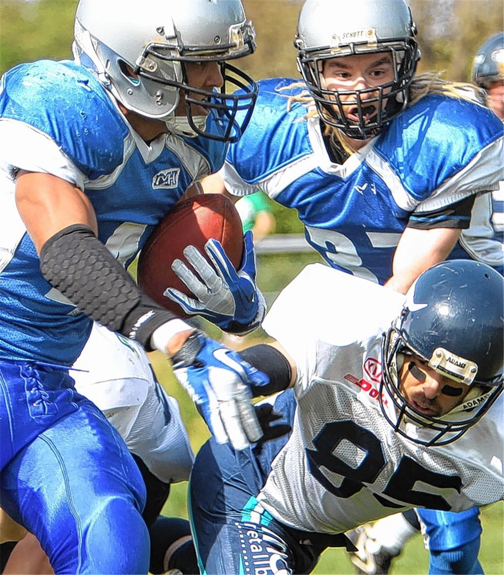 Die Wilddogs (William Lopes am Ball) sehen die Fangemeinde ihrer anspruchsvollen Sportart auch in der Region stetig wachsen.